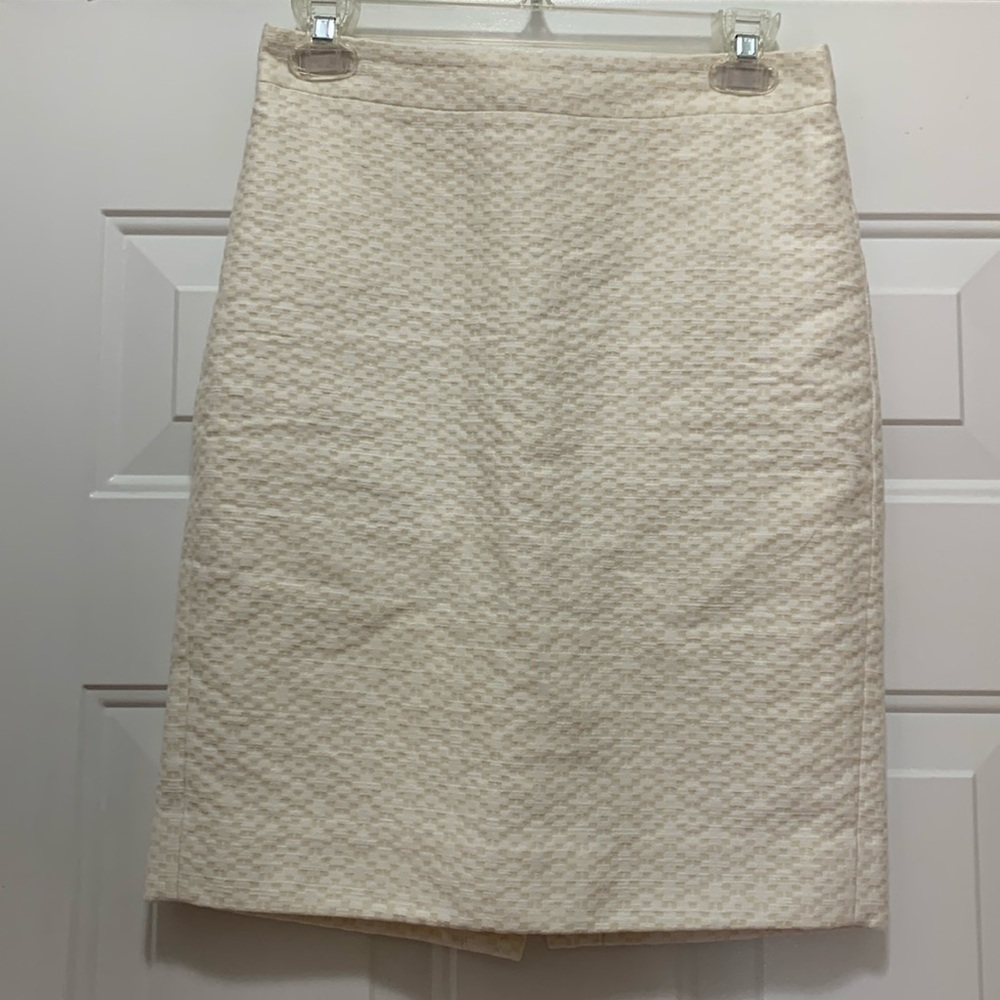 J. Crew ivory textured size 0 cotton pencil skirt
